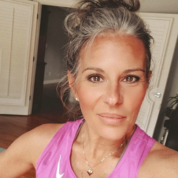 Meet your Posher, Maria - Picture 1 of 1